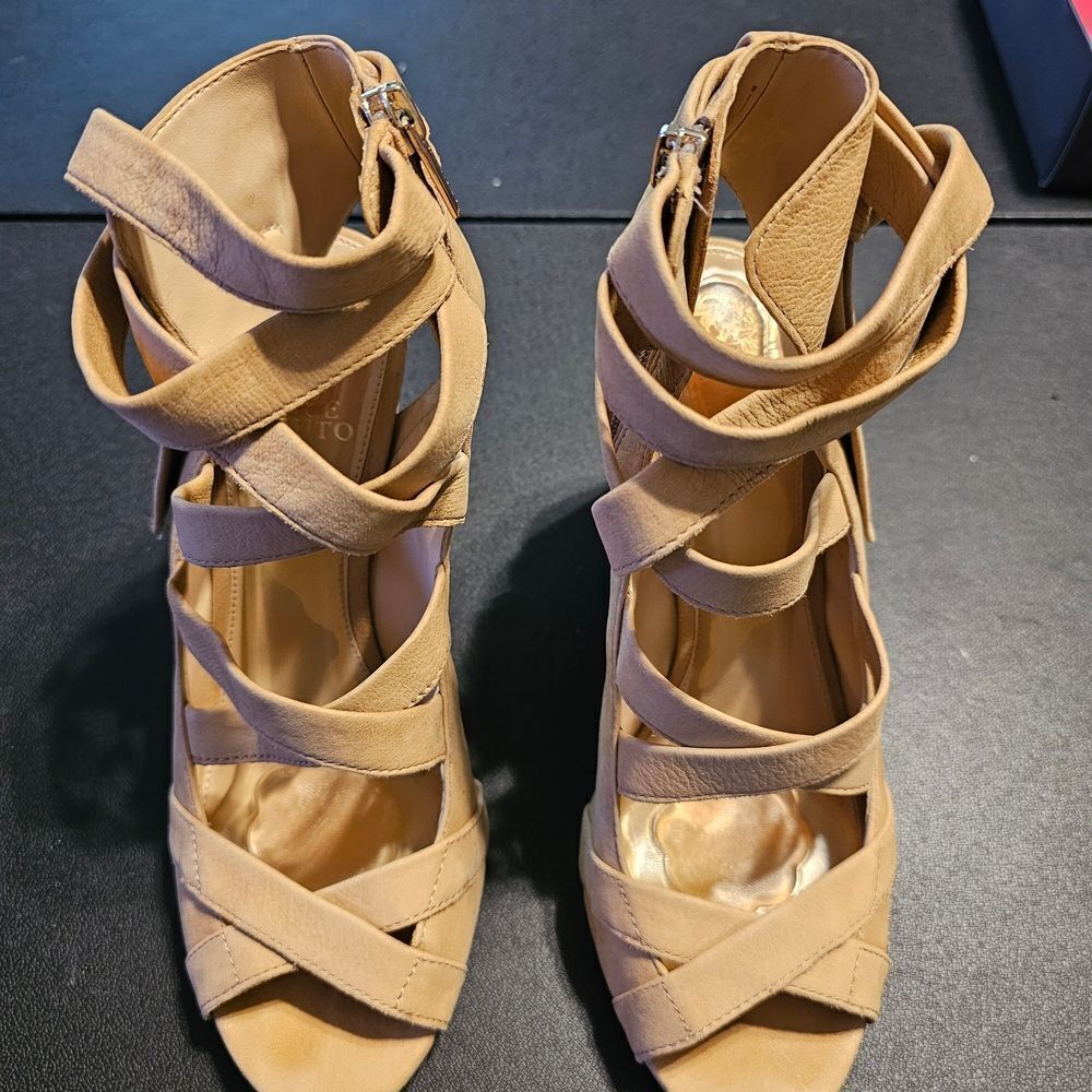 Vince Camuto Tan Strappy Block Heels - Picture 4 of 5
